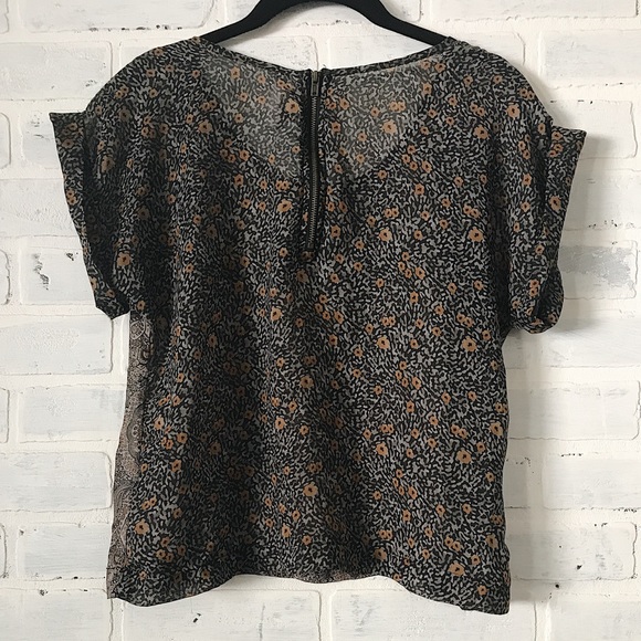 Dual Patterned Boxy Top - Picture 2 of 3